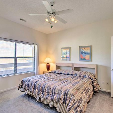 Bright Waterfront Condo With Resort Amenities! 奥沙克湖 外观 照片