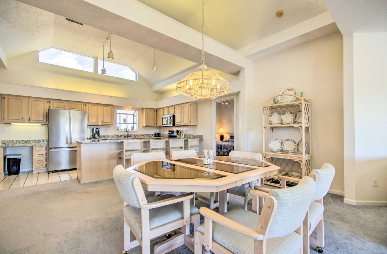 Bright Waterfront Condo With Resort Amenities! 奥沙克湖 外观 照片