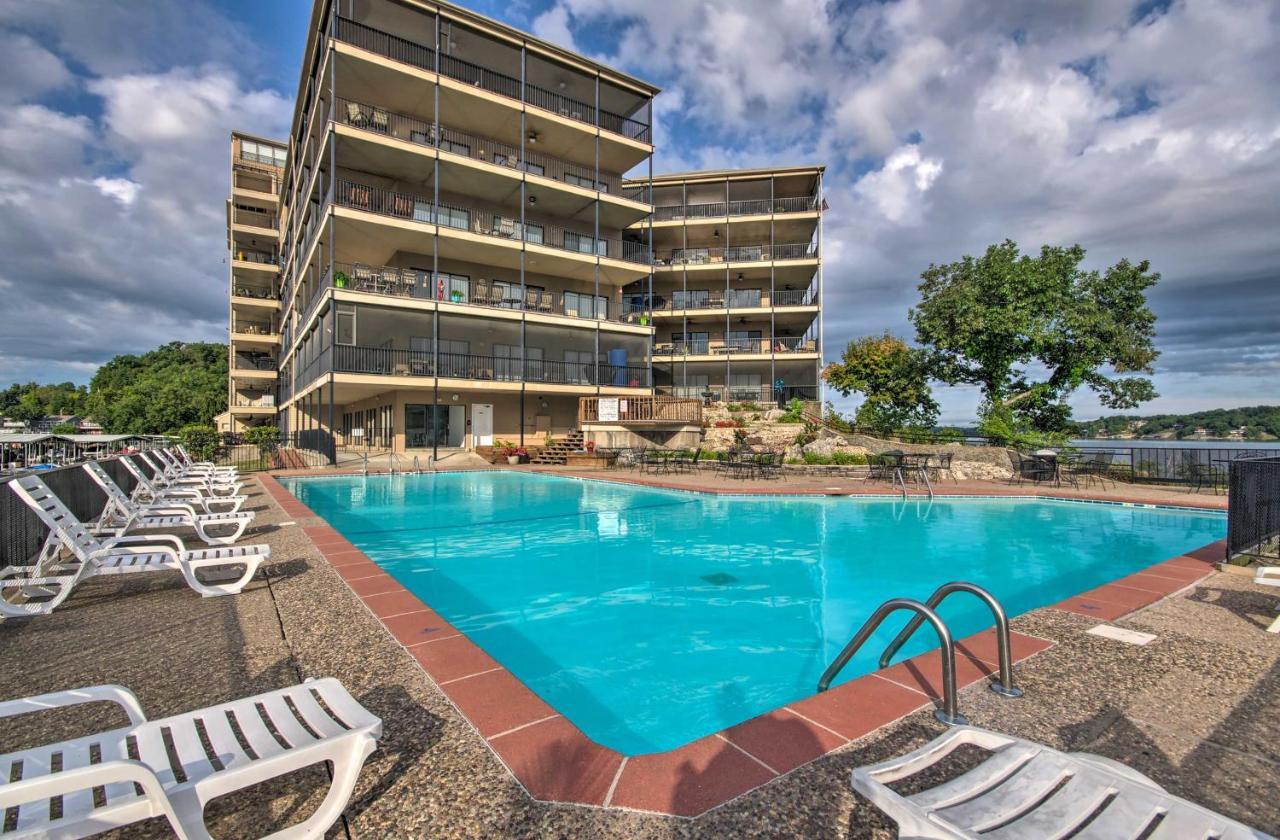 Bright Waterfront Condo With Resort Amenities! 奥沙克湖 外观 照片